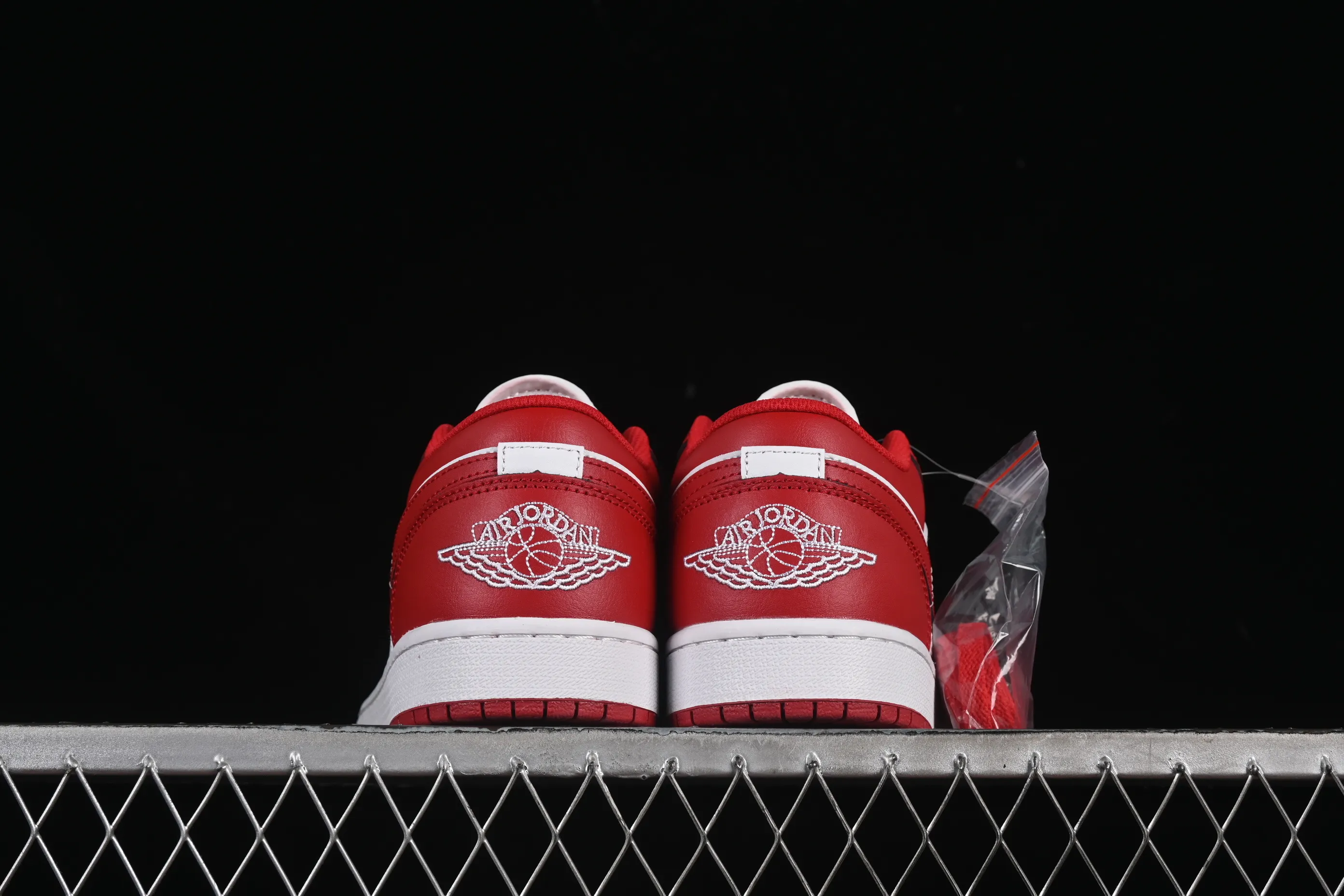 All categories Air Jordan Jordan series basketball shoes Air Jordan 1 Low Air Jordan 1 Low AJ1 Joe 1 white and red color low-top cultural and casual sneakers 553558-166